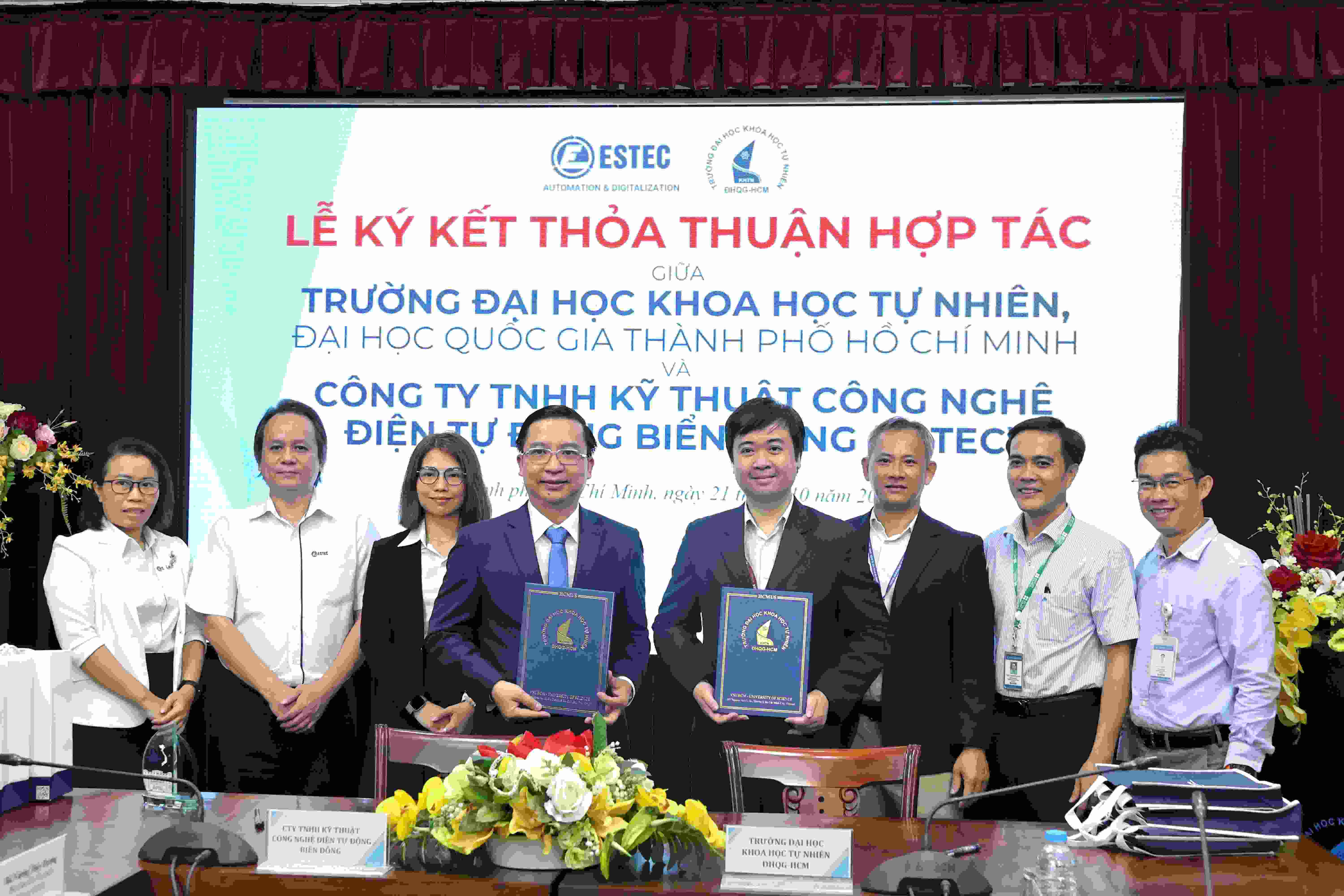 ESTEC KÝ KẾT HỢP TÁC VỚI TRƯỜNG ĐẠI HỌC KHOA HỌC TỰ NHIÊN – ĐHQG HCM